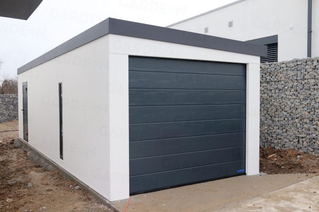 Montovaná garáž pre jedno auto pri plote