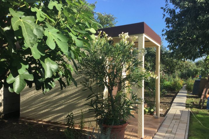 Vonkajšia časť záhradného domčeka