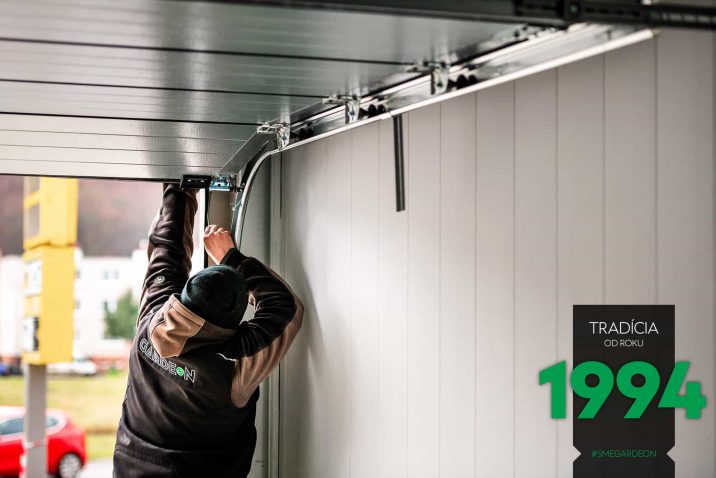 Montáž garážovej brány