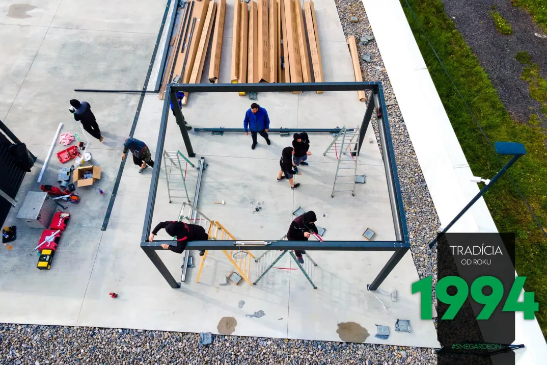 Montáž bioklimatické pergoly