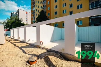 Montáž řadových garáží