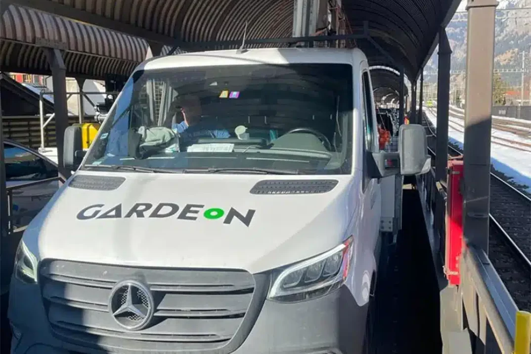 Dodávka GARDEON ve vlaku