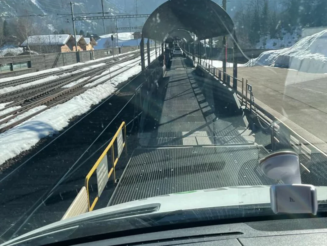 Cesta vlakem do Švýcarska