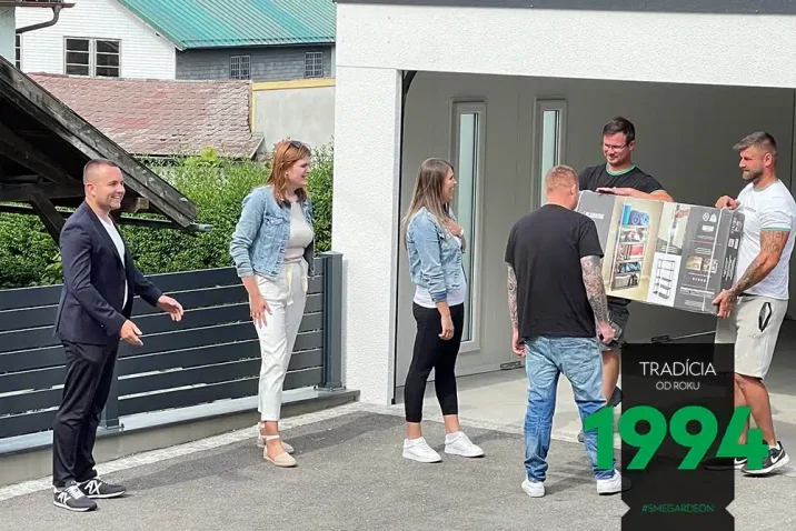 Regál pro rodinku