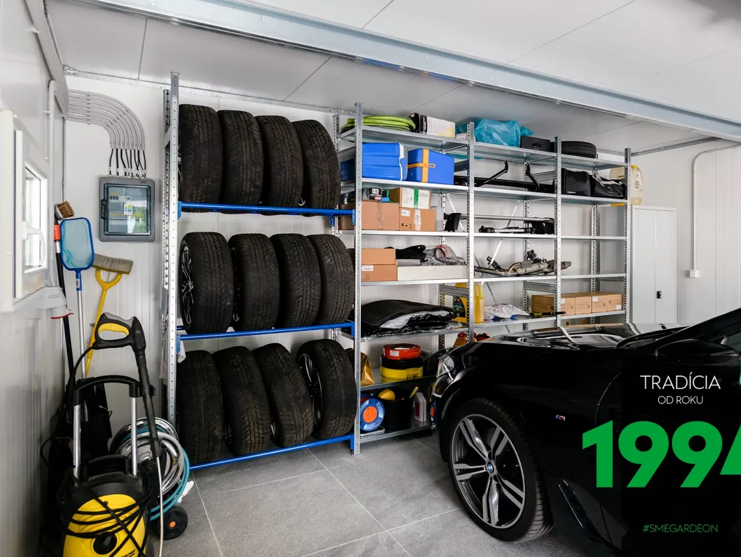 Regály v garáži