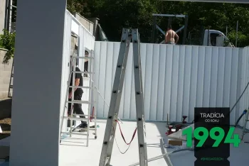 Montáž střechy na domčeku Thermopanel plánovaní 1