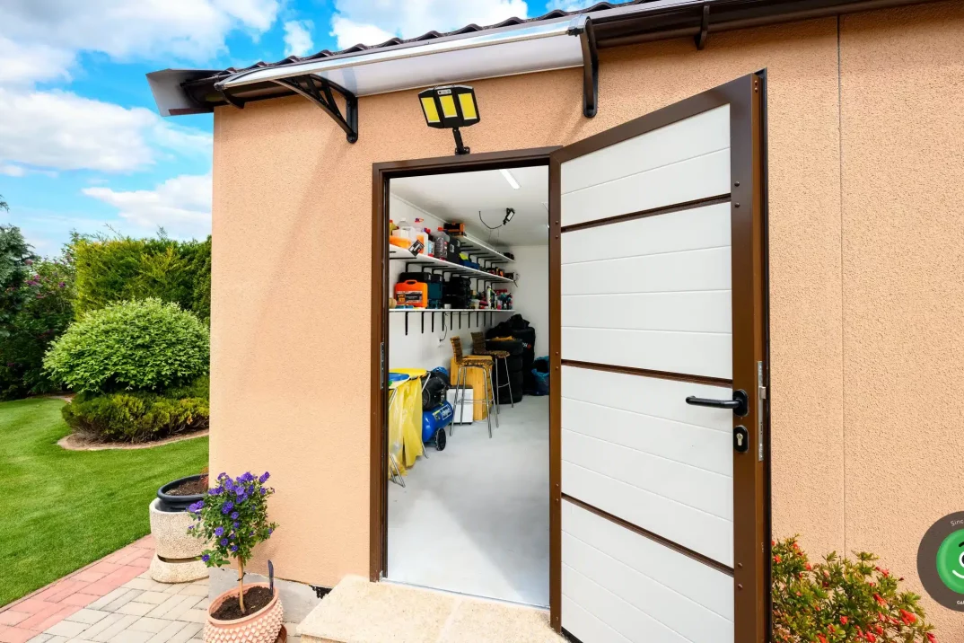 GARDEON garáž pro dvě auta sedlová střecha 4