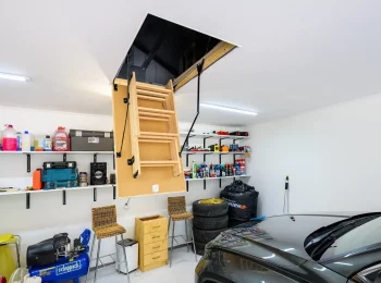 GARDEON garáž pro dvě auta sedlová střecha interiér 1