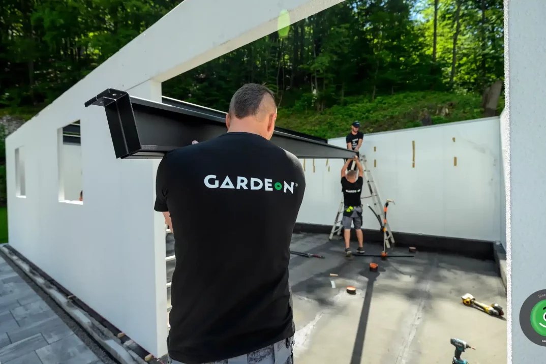 Montáž střešních nosníků