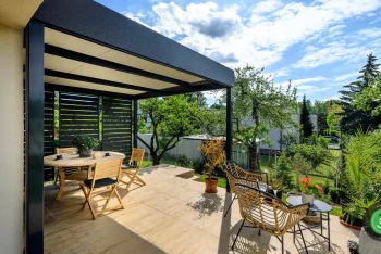 GARDEON vyvýšená pergola na posezení 5