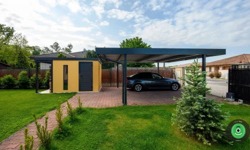 GARDEON žlutý zahradní domek s přístřeškem na dřevo a přístřeškem pro dvě auta 1