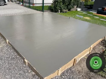 Hotová deska z betonu