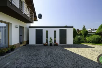 GARDEON zahradní domek u rodinného domu vedle zahrady