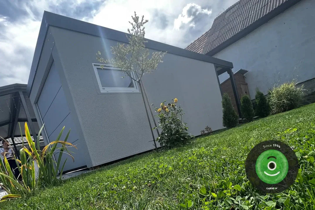 Domeček s křivým podkladem