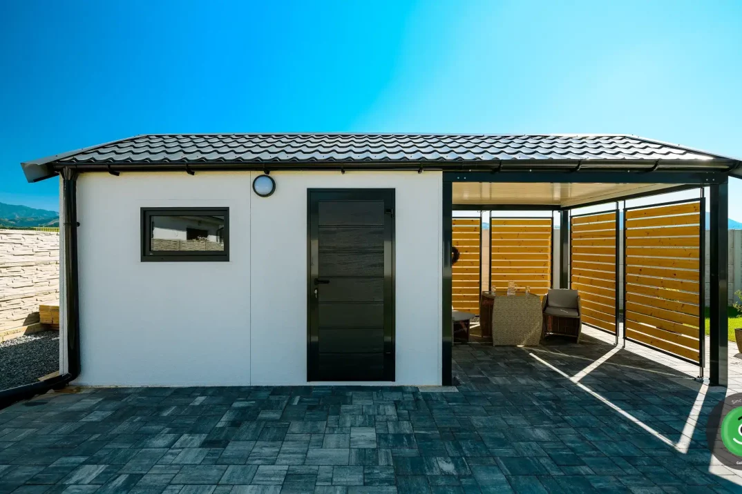 Detail na lehátka v Gardeon pergole