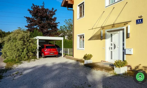 Rodinný domek s přístřeškem GARDEON