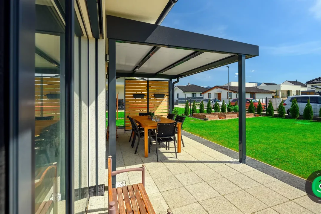 GARDEON pergola u rodinného domu