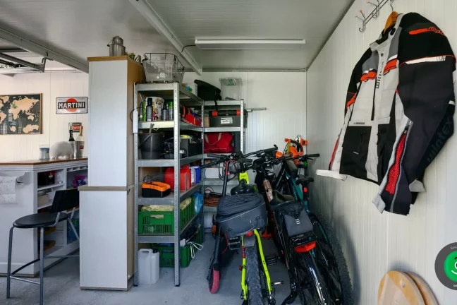Úložný prostor vytvořený v garáži gardeon