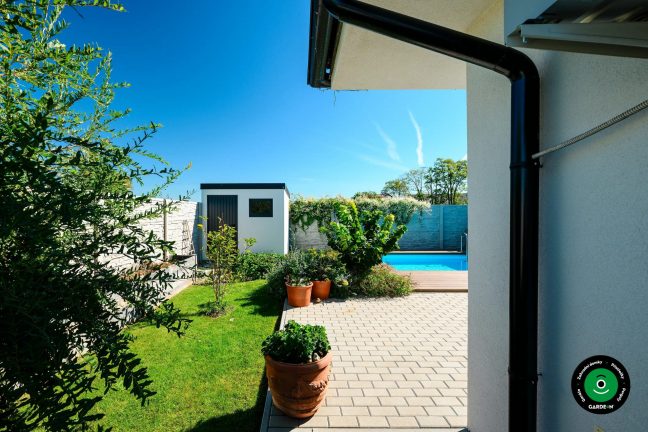 Zahradní domek menších rozměrů na uložení vybavení a nářadí