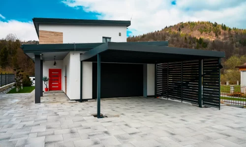 Přístřešek pro auto GARDEON se zastíněnou boční stěnou a střechou